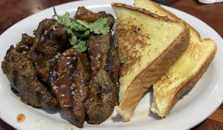 Grilled Steak Tips