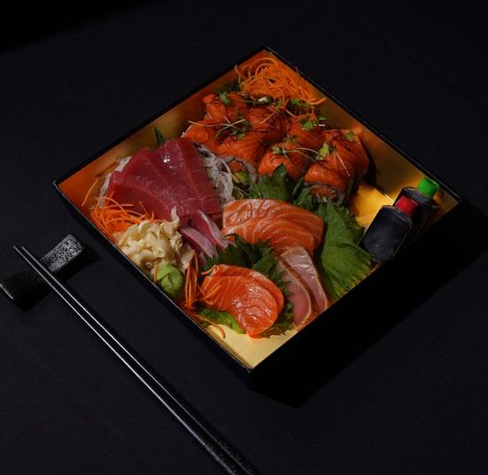 Sashimi and Maki Combo
