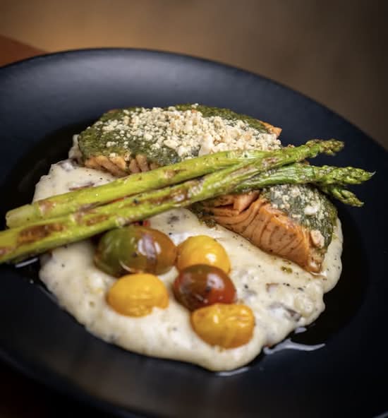 Salmone al pesto
