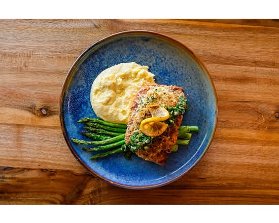 PARMESAN CRUSTED SALMON
