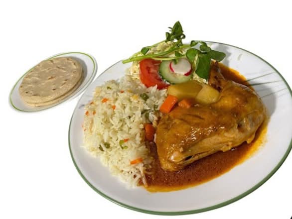 Pollo Guisado
