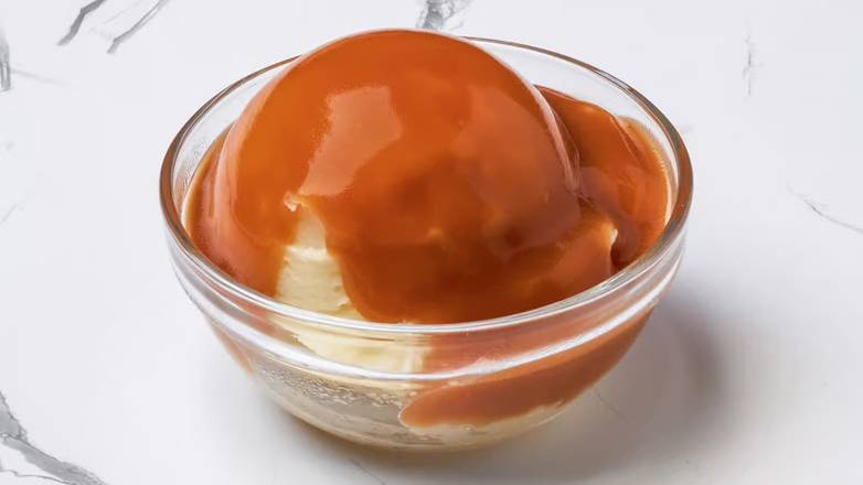 Mashed Potatoes with Brown Gravy