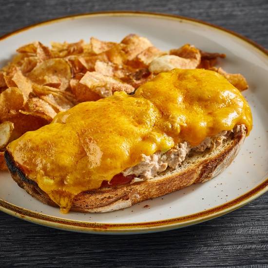 TUNA MELT
