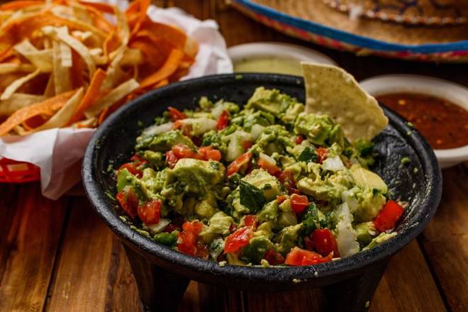 Fresh Guacmole Full Order