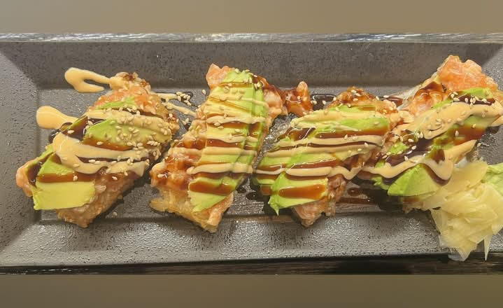 Crispy Rice Spicy Salmon(A)
