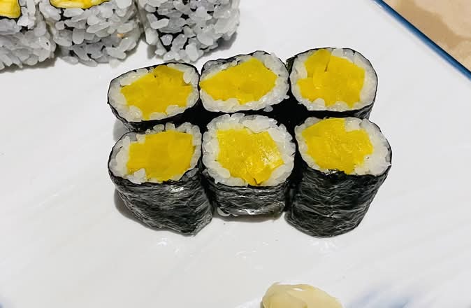 Oshiko Roll