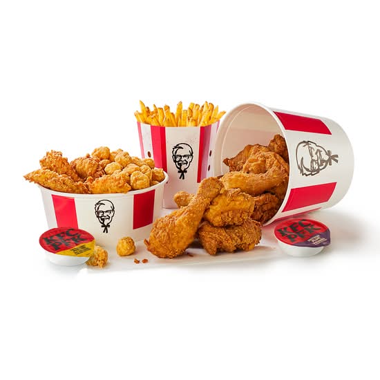 8 Piece Variety Bucket