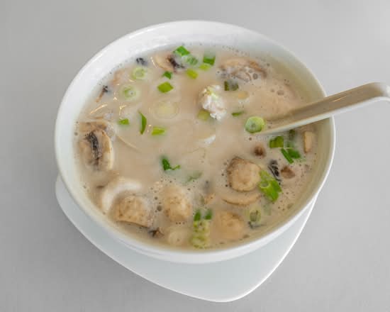 Tom Kha