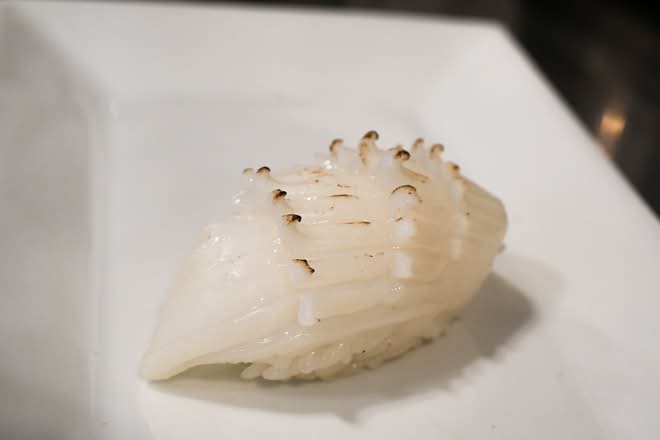 Ika Squid Sushi (1pc)