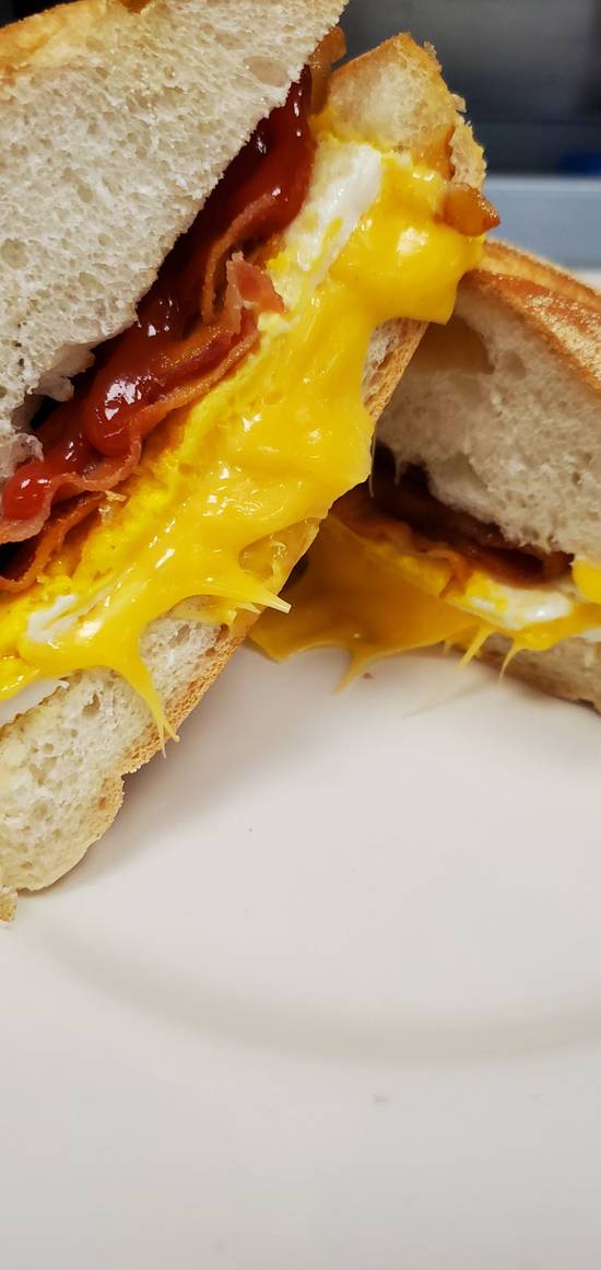 Bacon, Egg & Cheese Roll