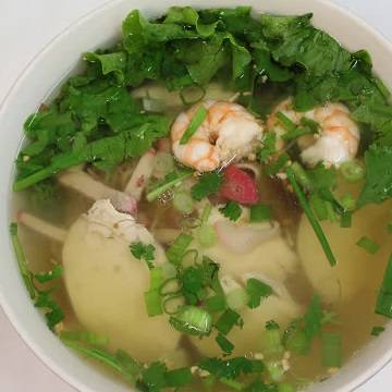 E1. Combination Noodle Soup