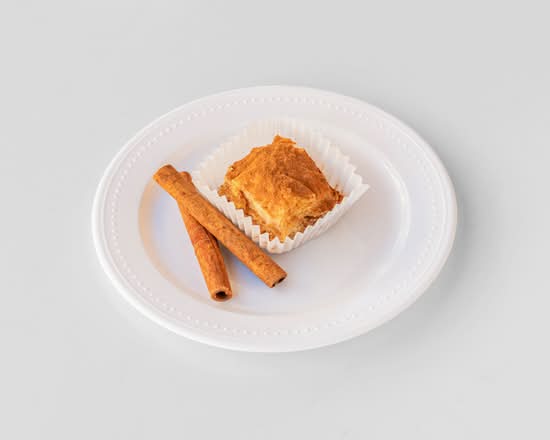 MIXED NUTS CINNAMON BAKLAVA