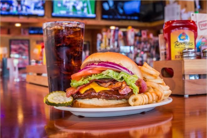 Bob's BBQ Bacon Cheeseburger
