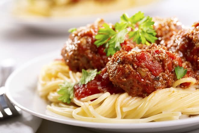 Spaghetti & Meatballs