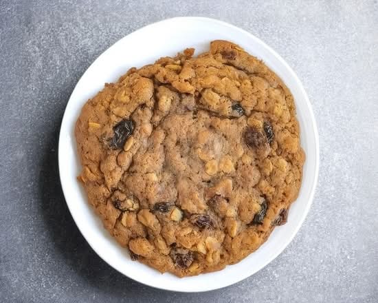 Oatmeal Raisin-Cookie