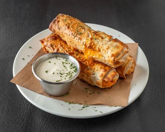 Buffalo Chicken Egg Rolls