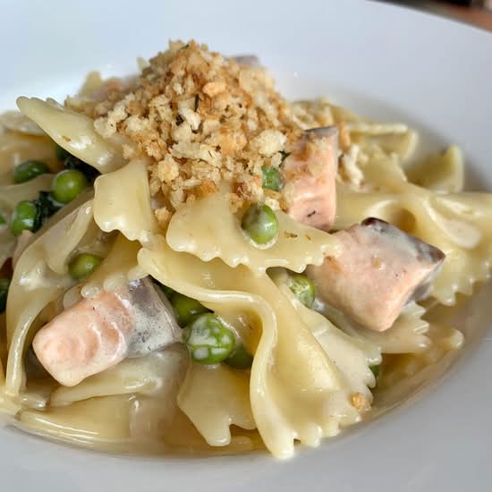 Farfalle con Salmone