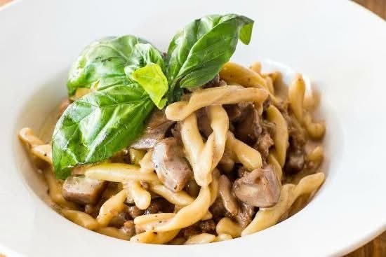 Strozzapreti Alla Norcina