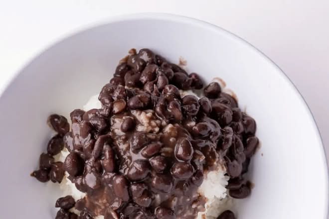Rice topped / Beans