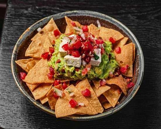 Chips & Guacamole