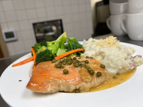 Salmon Piccata