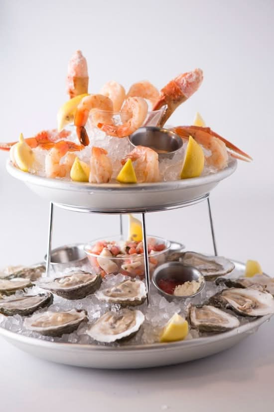 Grand Seafood Tower