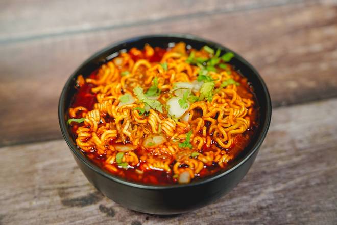 CHEESE BIRRIA RAMEN CUP