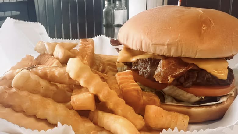 Bacon Cheeseburger (W/side)