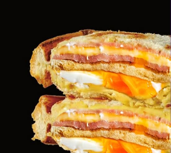 Ham Egg Cheese Sandwichi