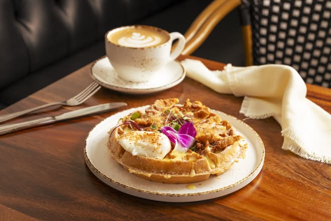 Chicken & Waffles