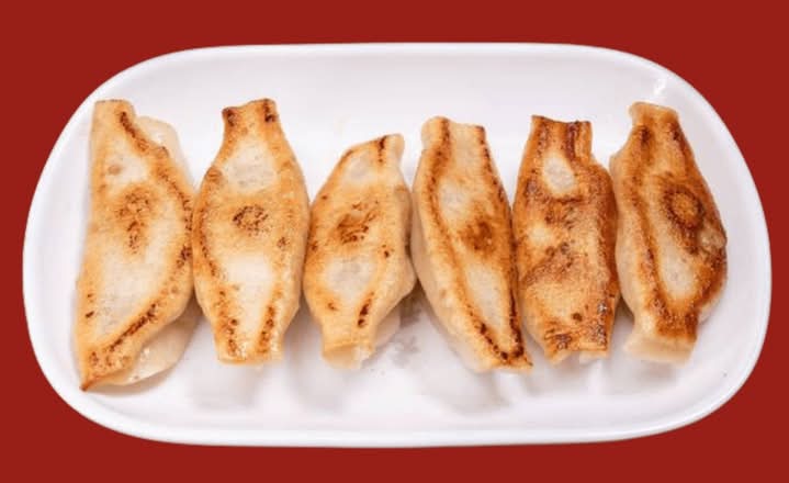 Fried Dumplings (6 Pcs)