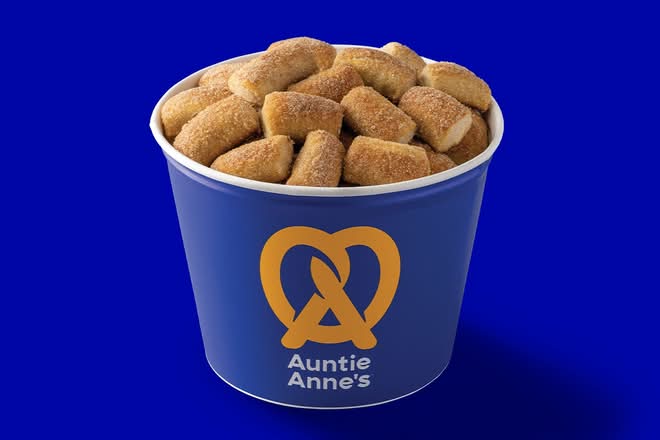 Cinnamon Sugar Pretzel Nuggets Bucket