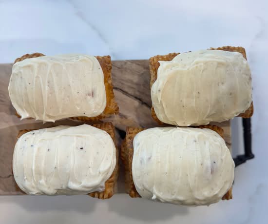 Cinnamon Pop Tart