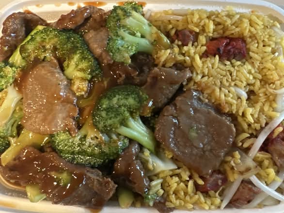 COMBO PLATTER Beef with Broccoli