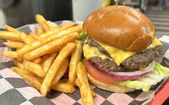 Cheeseburger Combo