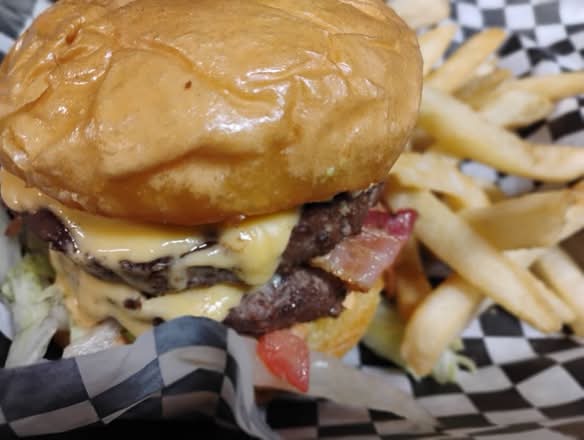 MONSTER BURGER