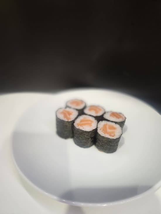 Salmon Maki