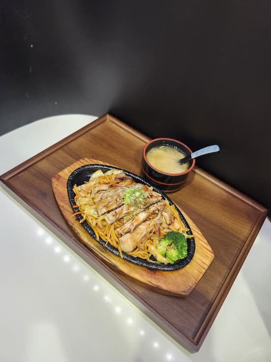 Chicken Yakisoba