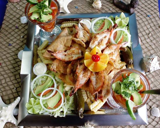 Super Seafood Platter (Super Mariscada)