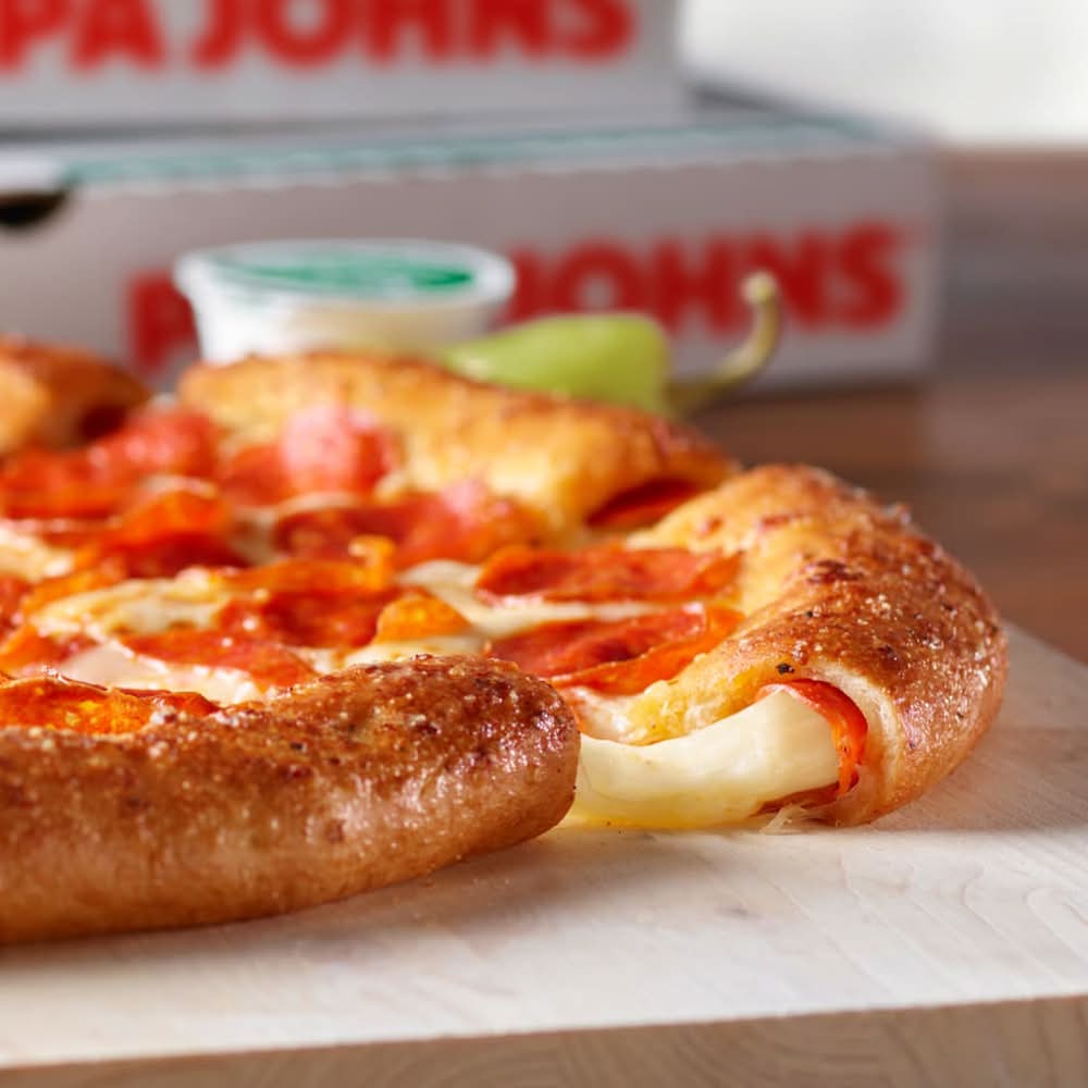 Epic Pepperoni-Stuffed Crust