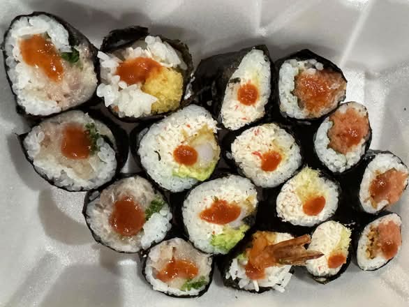 Starving Handroll Set