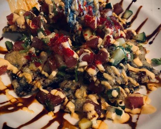 Poke Nachos