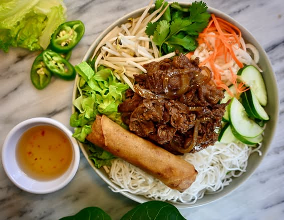 Beef Noodle Salad Tray