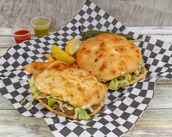Gordita Chicharron
