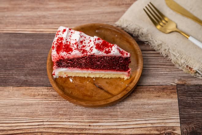 Red Velvet Cheesecake