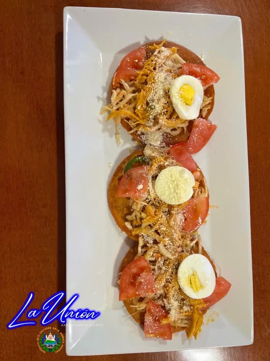 Enchiladas Tipicas