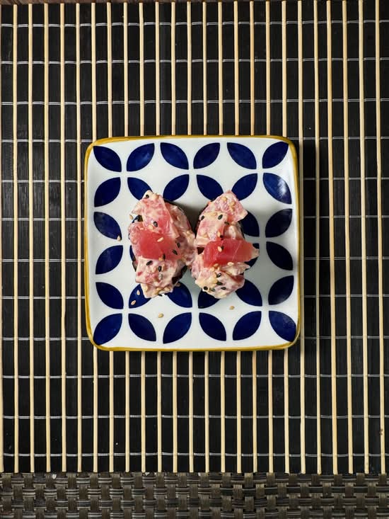 Spicy Tuna Sushi 2pc