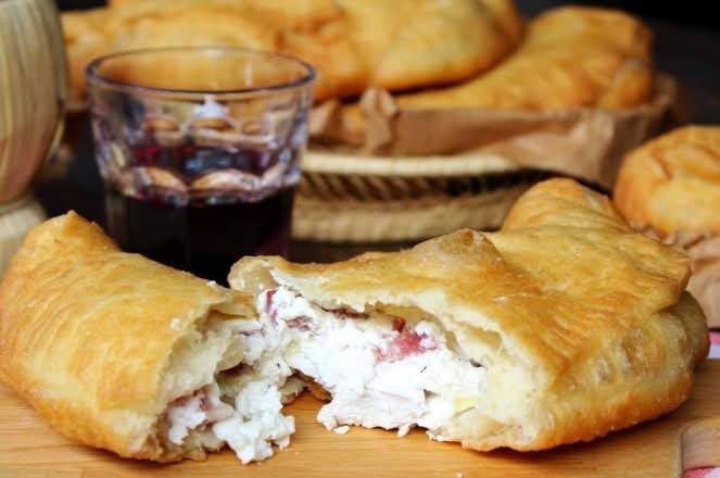 CALZONE CLASSICO