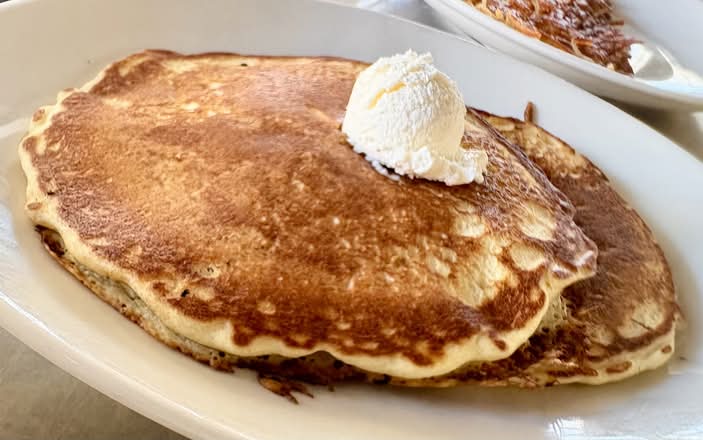 Short Stack of Pancakes (2 pcs)