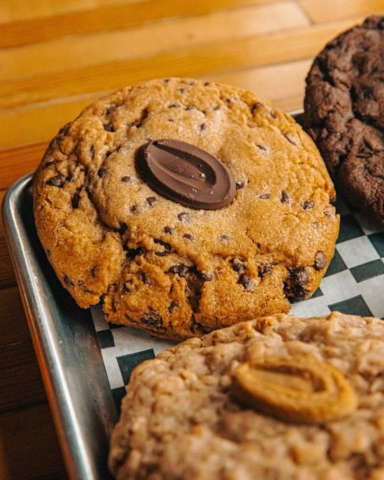 Chocolate Chip Cookie